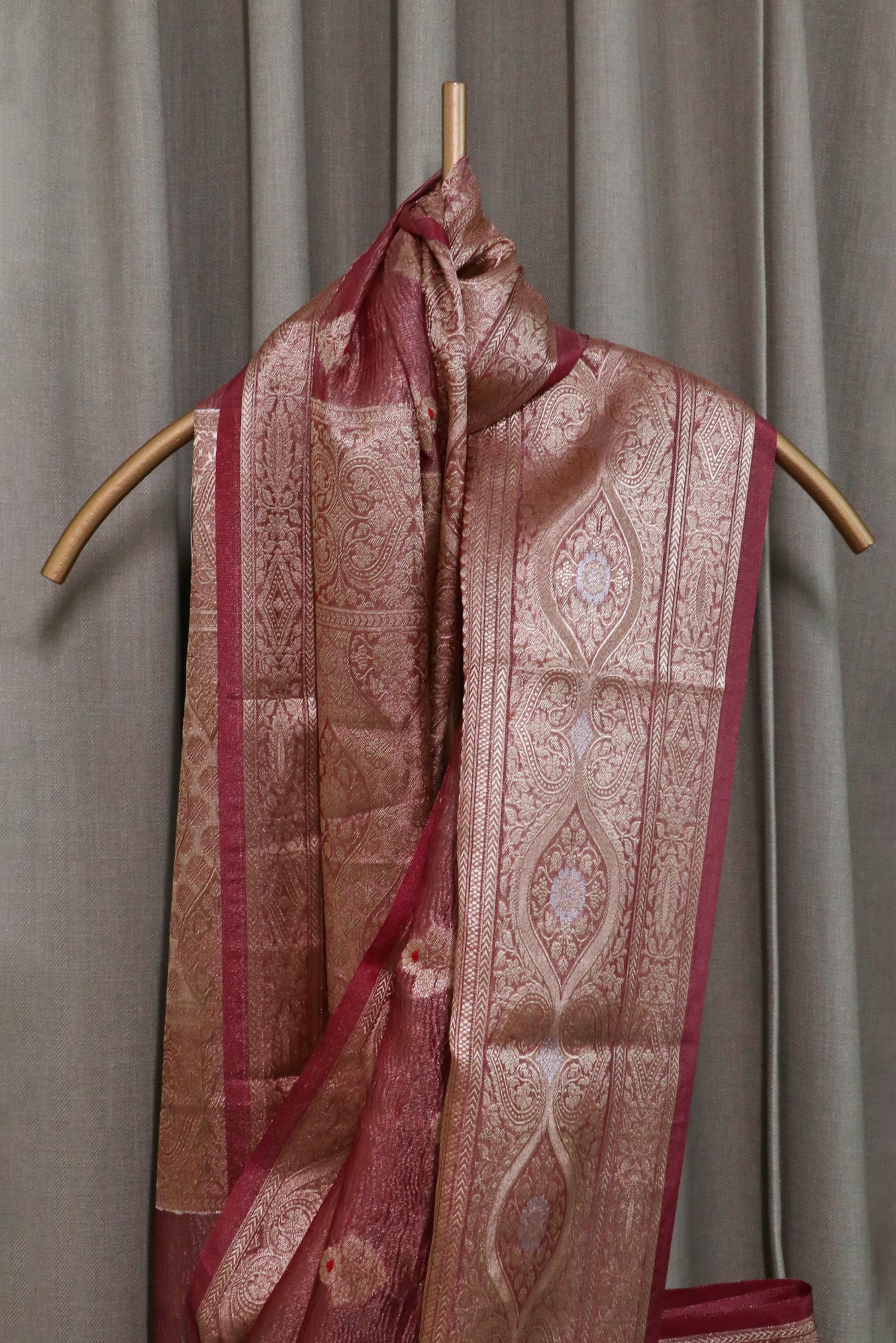 Plum Crushed Tissue Buti Saree