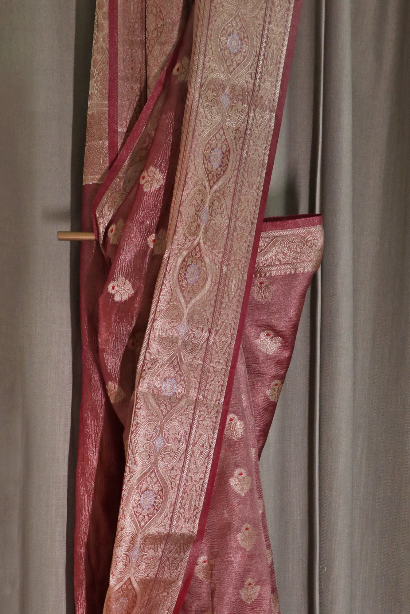 Plum Crushed Tissue Buti Saree