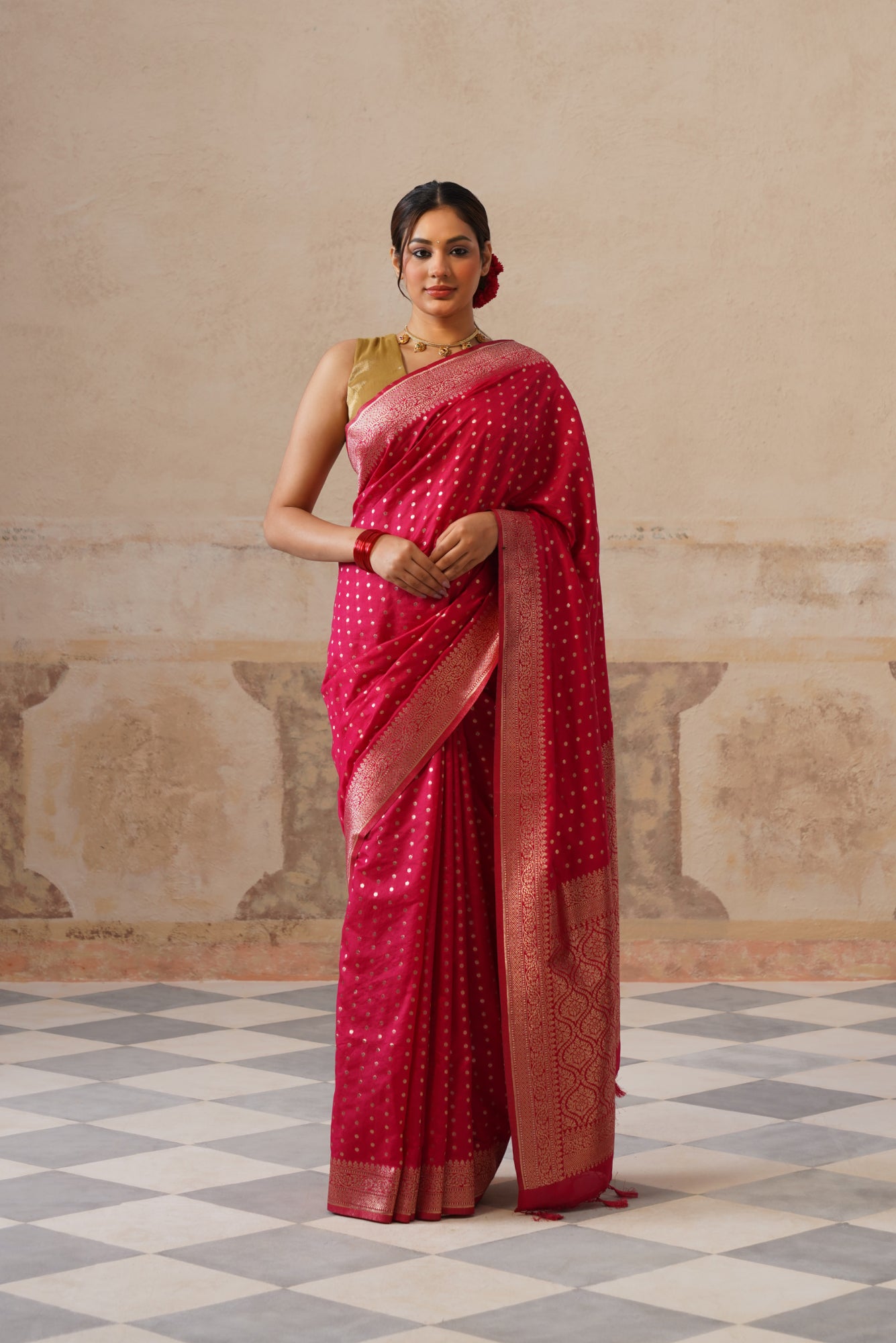 Dolla Silk Pink Zari Buti Saree