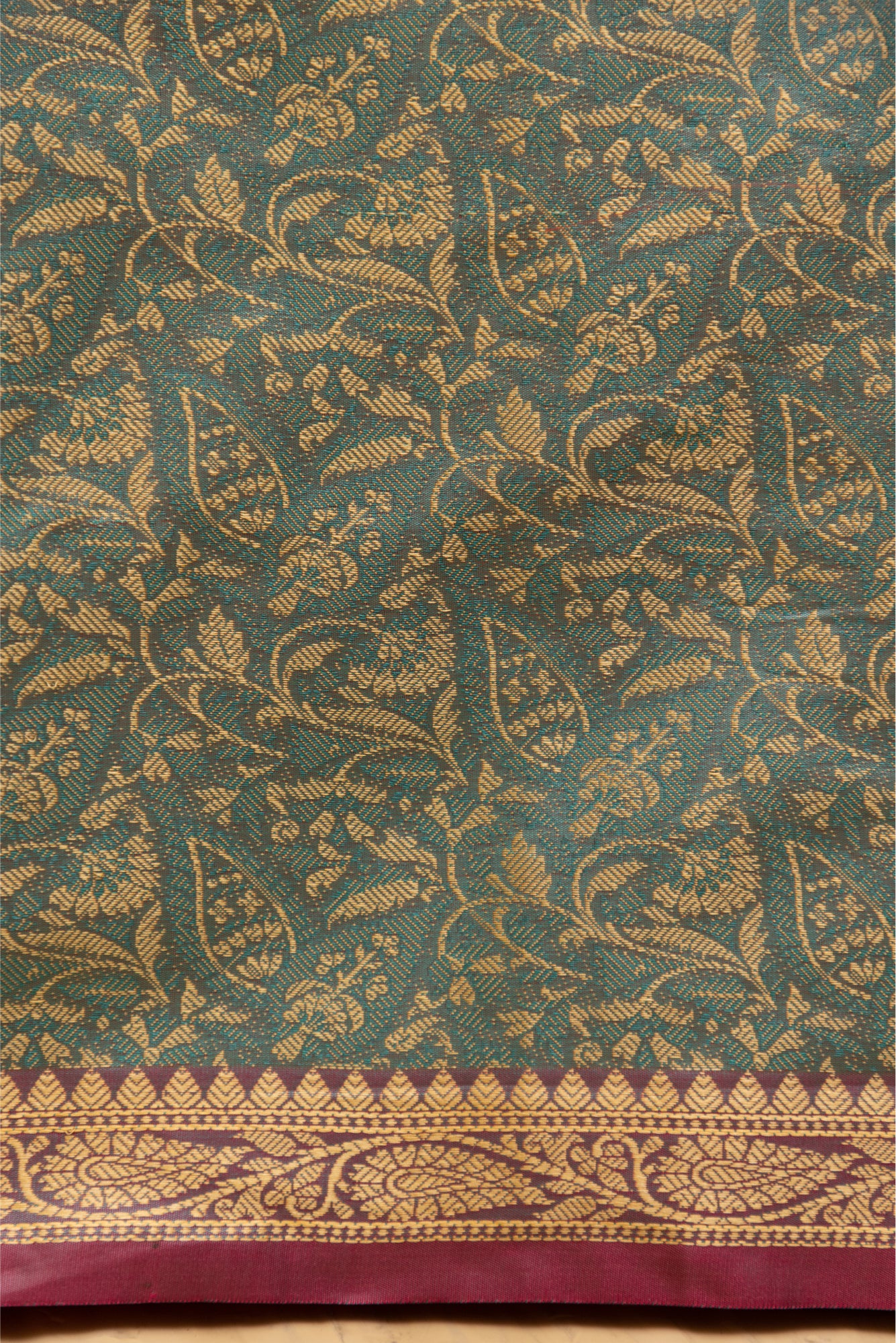 Turqoise Tanchoi Saree